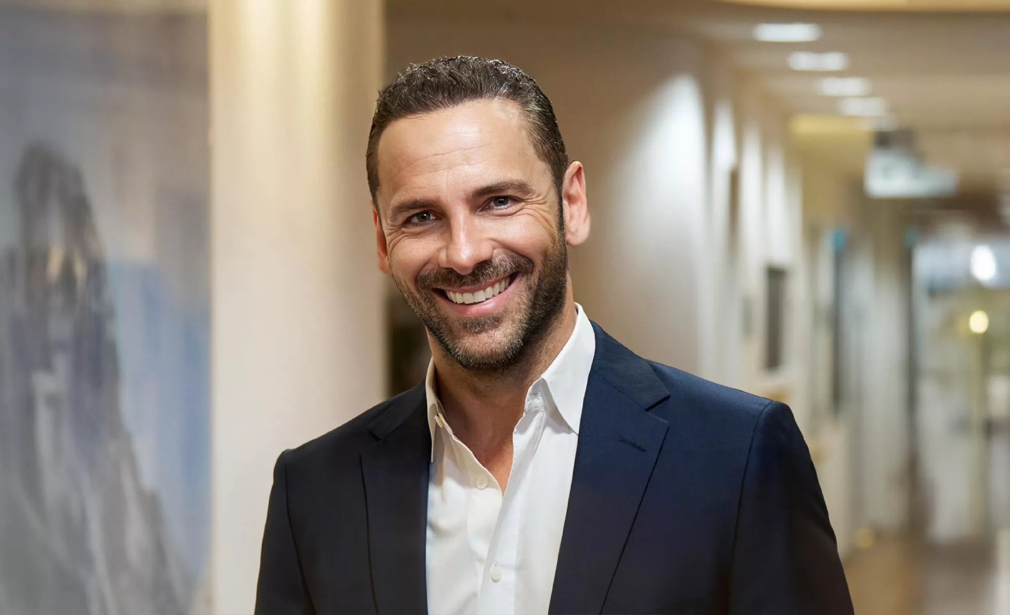 Prof. Dr. med. Frank Martetschläger - Schulter- und Ellenbogenspezialist in München an der ATOS Klinik Prof. Dr. Martetschläger - Schulterspezialist - Ellenbogenspezialist - Arthroskopische und offene Operationen für Schulter und Ellenbogen in München